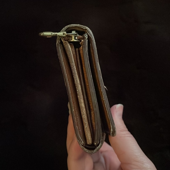 Louis Vuitton compact snap wallet - Picture 3 of 7